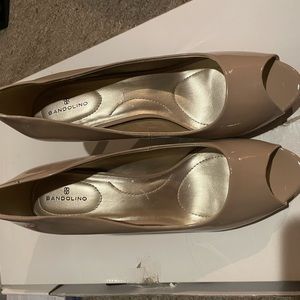 Bandolino womens size 9 Nude pumps